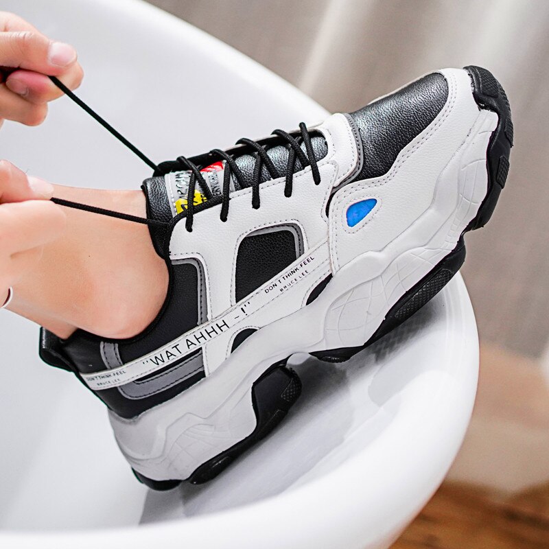 Men Sneakers No-slip Men Casual Shoes Breathable Male Mesh Lace up Wear-resistant Shoes Masculino Zapatos De Hombre