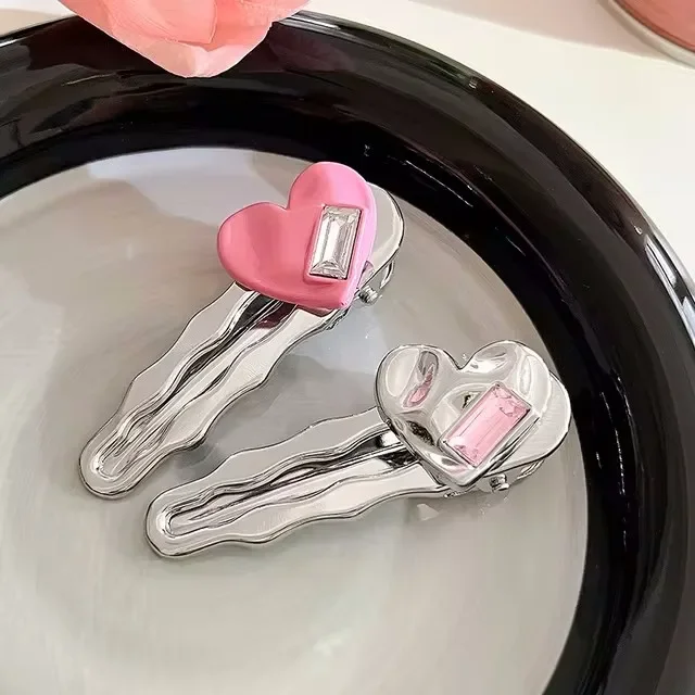 Ins Metal Love Rhinestone Hair Clips Women's Hairpin Sweet Cool Bangs Side Duckbill Clip Hair Barrettes Korean Girls Headwear: Lavender