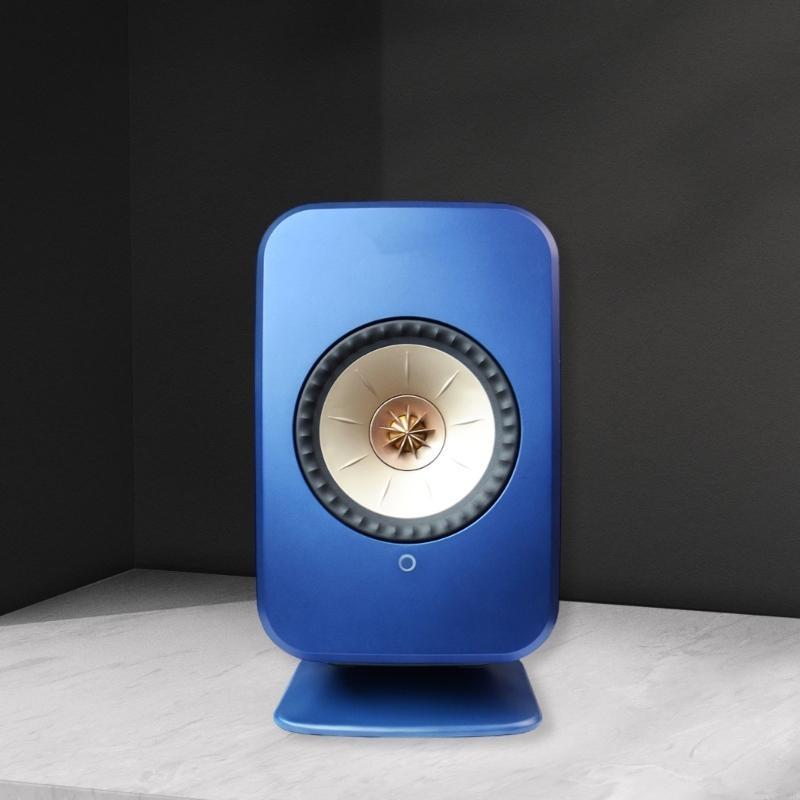 Desktopluidspreker staat professionele studiomonitoren staan voor KEF LSX II speakers bureau surround geluidsluidsprekeropnemers