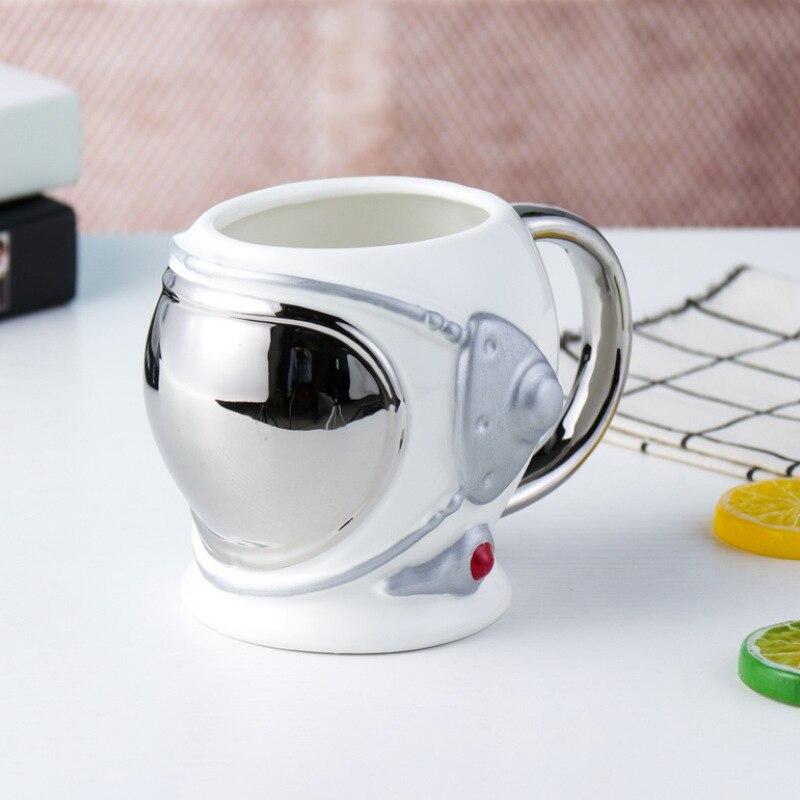 Handel-taza de café de gran volumen de cerámica con casco espacial de astronauta, taza creativa de té y leche para oficina, 550ml: Style B Mug