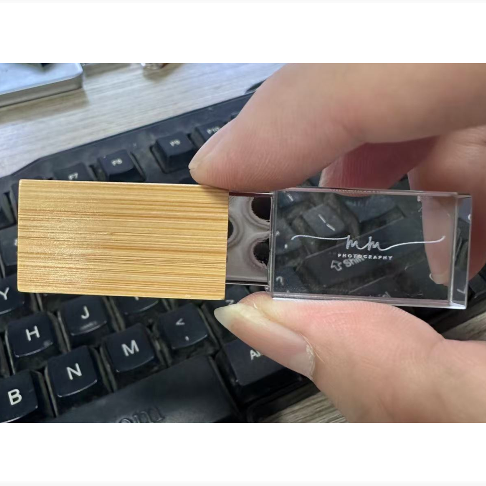 Custom Logo Wooden USB 3.0 Flash Drive - 4GB to 128GB - High-Speed Data Storage
