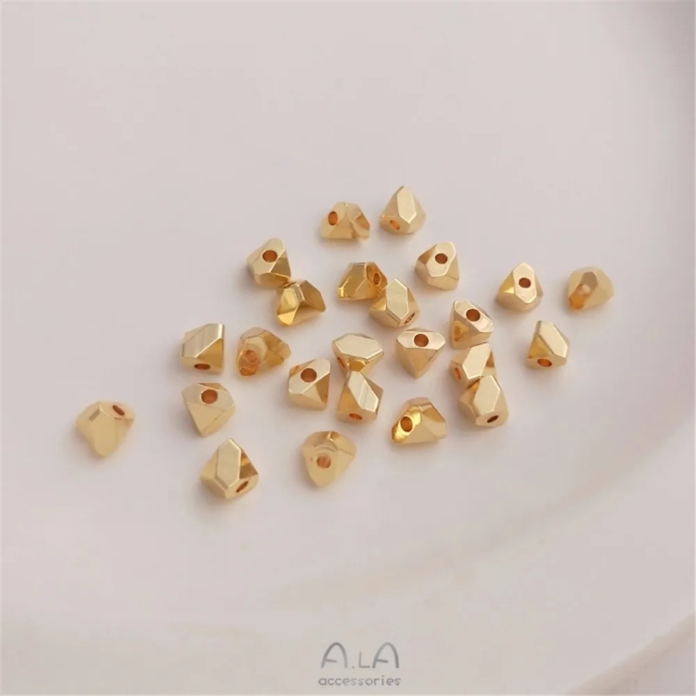 14K Gold Wrapped Kleine Gebroken Goud Kralen Driehoekige Spacer Diy Armband Hoofddeksel Handgemaakte Kralen