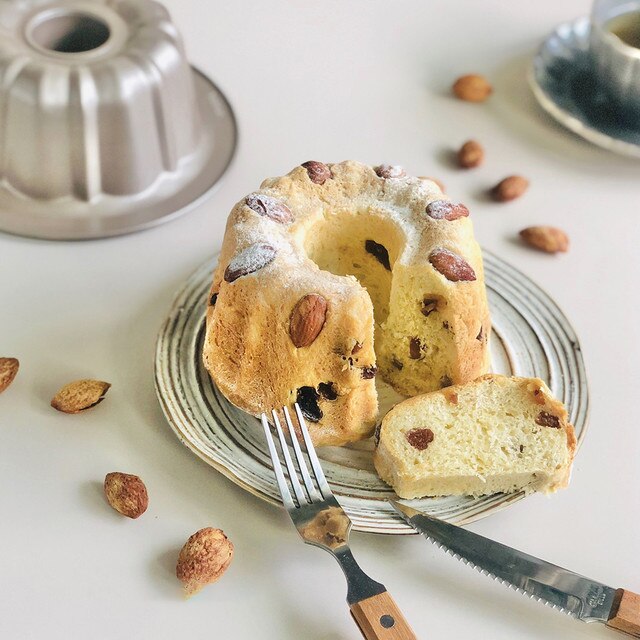 1pc Cake Mold Non Stick Cake Mould Fluted Ring Cake Tin Cake Pan Tray Kugelhopf Baking Long-lasting Food Making Shape Pan: Large