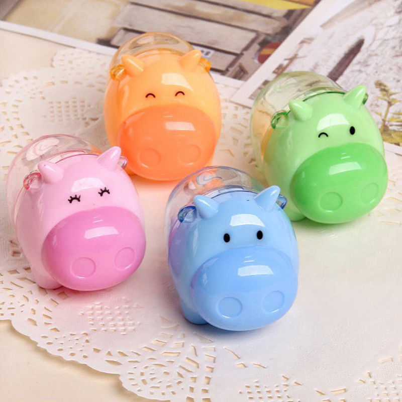 Cute Pig Pencil Sharpener Kindergarten Pupils Stationery School Office Supplies Color Random