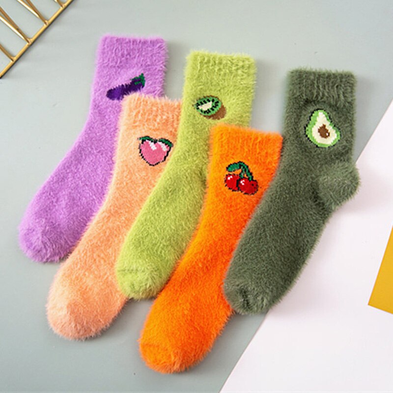 Qiwn 1 par vinter kvinnor roliga sportsockor söt tecknad frukt citron japansk harajuku skateboard yoga långa strumpor dam hemkläder