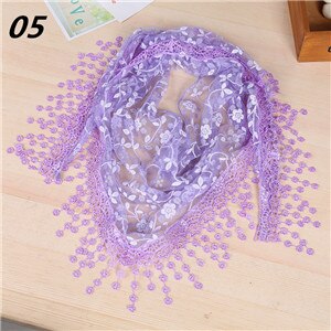 Kvinnors tofs franskant triangulär spets halsduk dam spets ihåliga tofs halsdukar wrap sjal triangel stal mjuk scarf: 05