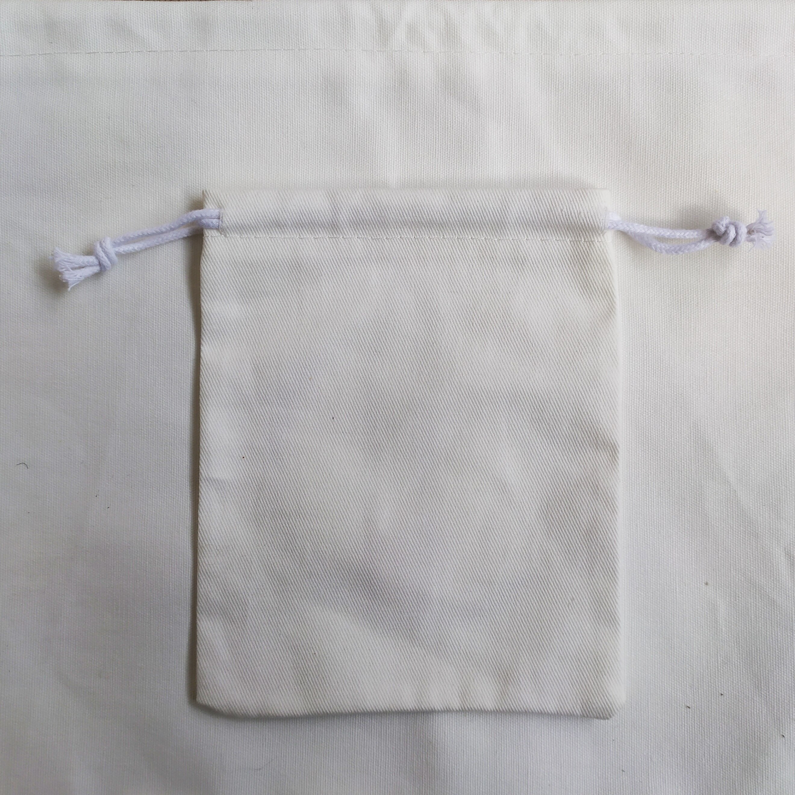 Venta especial 11*15cm bolsa de de joyería de algodón bolsa de cordón de algodón bolsa de joyería bolsa de mesa bolsa de PC