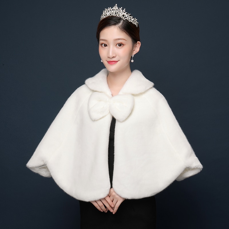 In Voorraad Bridal Wrap Winter Faux Fur Stola Huwelijk Bruids Vrouwen Sjaal Wraps Jassen Dames Avond Jassen Wedding Bolero Boleros