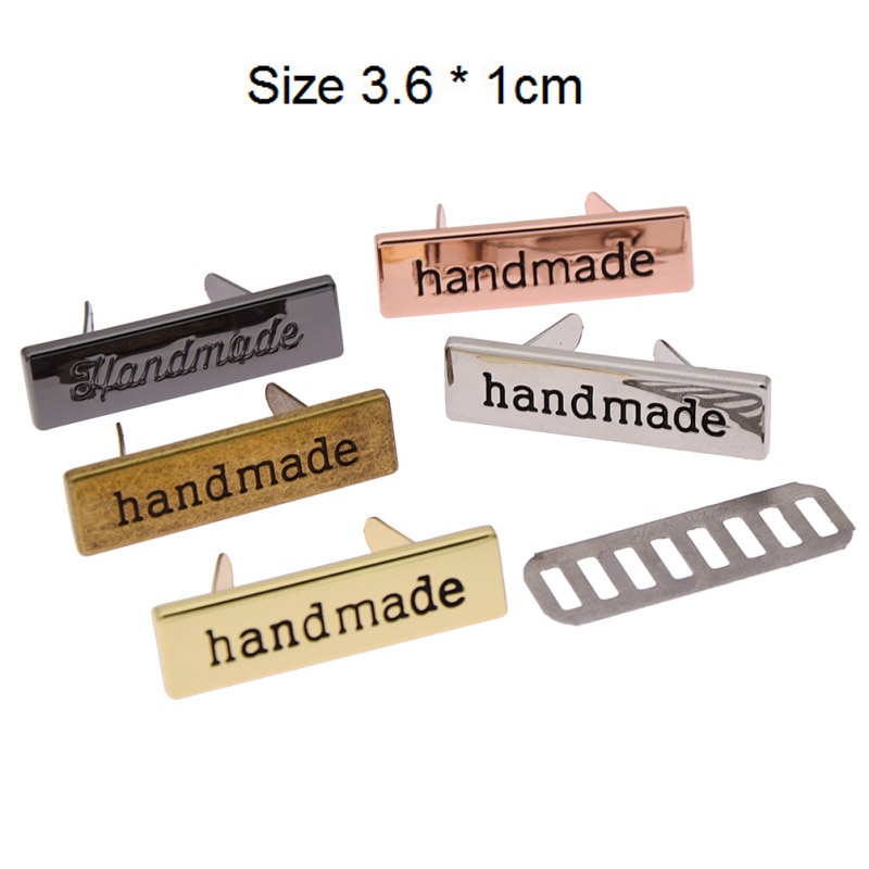 10 stk / lot metal håndlavede beklædningsetiketter tags til diy tøjposer håndlavede brevsymboler