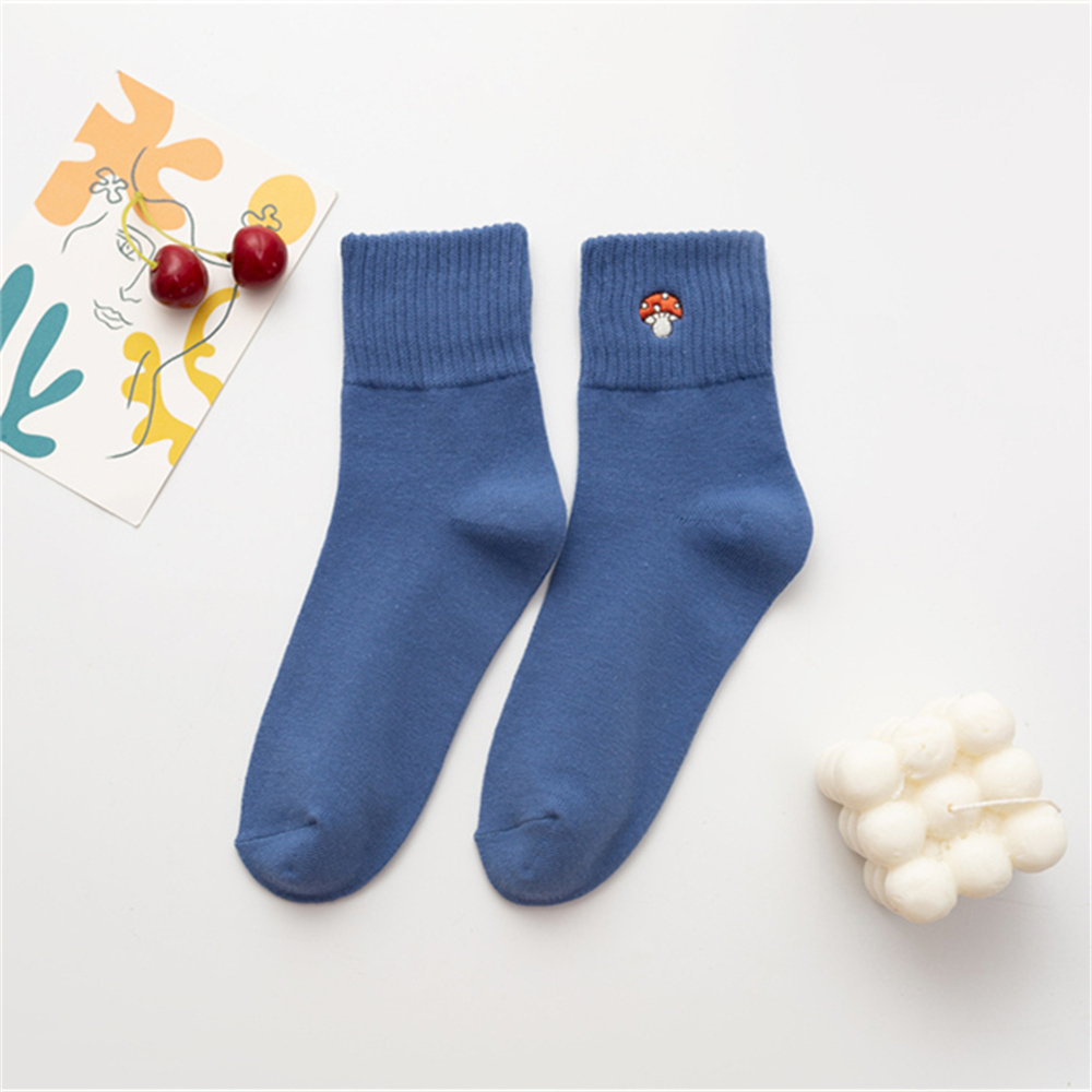 Nouvelle broderie mignon dessin animé champignon à motifs chaussettes décontracté Hipster unisexe drôle de noël Sokken directe: Bleu