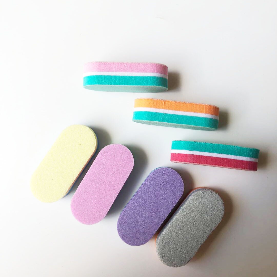 10 pçs cor da mistura mini bloco de buffer de unhas esponja bloco de arquivo de unhas descartáveis 100/180 mini arquivo de buffer de unhas lixa