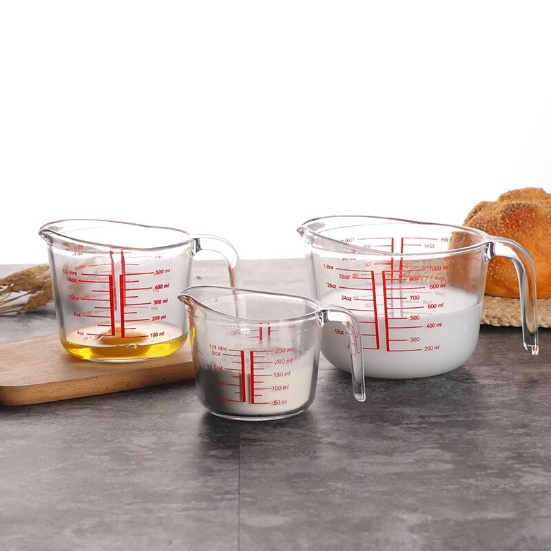 Taza medidora de vidrio resistente al calor con escala, herramienta de medición de vidrio para horno microondas, Hornear en Casa con agarre en ángulo de medición roja