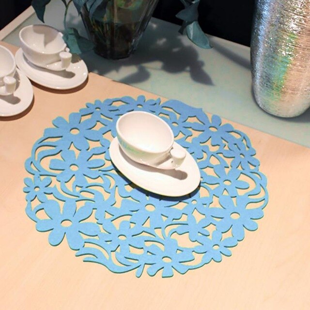 Round Cut Flower Felt Placemats Kitchen Dinner Table Mats 30x30cm: Blue