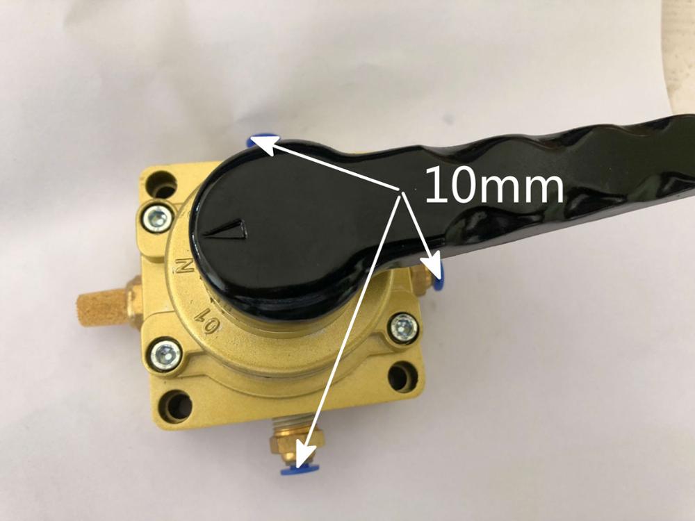 HV200-02 Pneumatic switch three four-way hand rotary valve one to two manual air valve switch reversing valve VH200-02 HV400-02: green