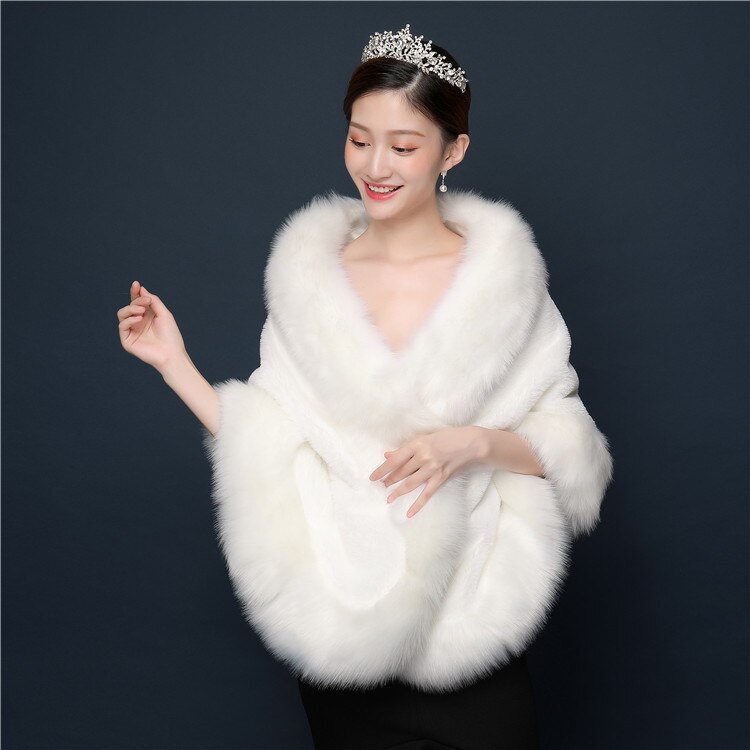 JaneVini Ivory Warm Short Faux Fur Bridal Shawls Shrug Coat Bride Winter Wedding Party Capes Cloak Formal Evening Bolero