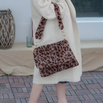 Nische Plüsch Tasche Weibliche Winter Flip Modische Leopard Messenger Frauen Schulter Tasche Mädchen Tote Tasche Pelzigen Flauschigen: Leopard light-S2