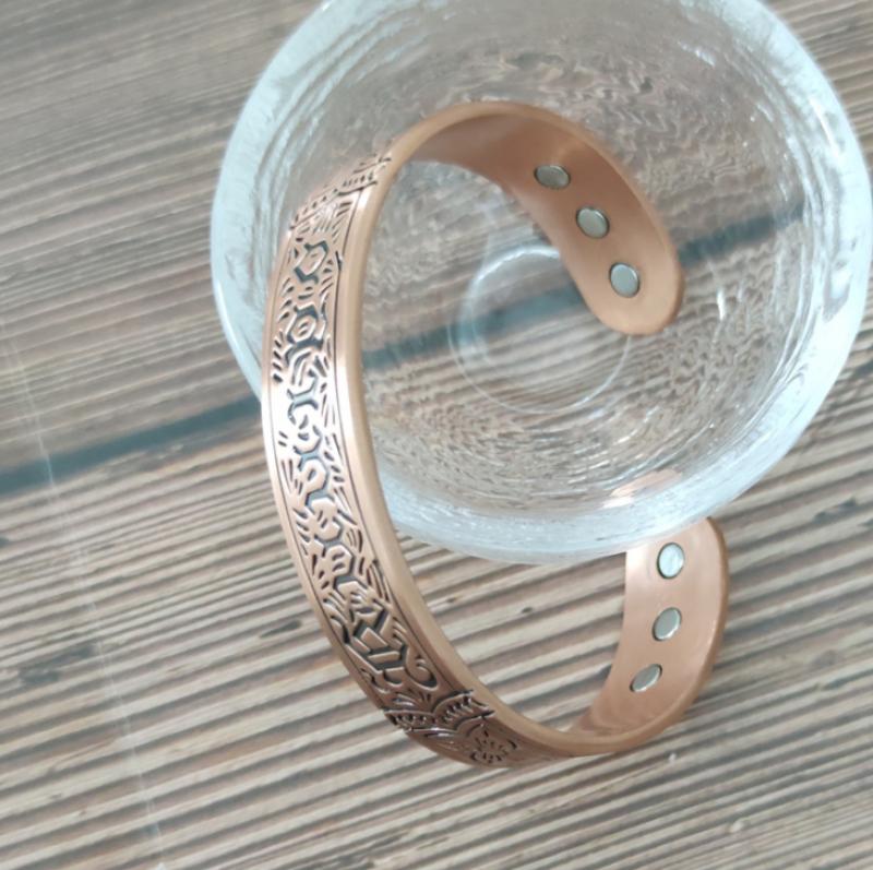 Bracelet de Style européen et américain en cuivre rouge, Bracelet magnétique pour la de la Circulation sanguine