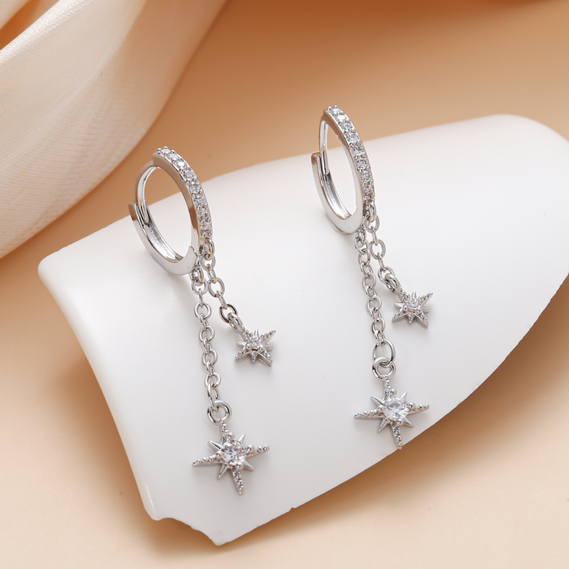 Dames oorbellen met sterren, kubieke zirkonia steentjes, verguld, creooloorbellen, trendy schattige meisjes sieraden, tessel oorbellen.: Imitatie rhodium plated