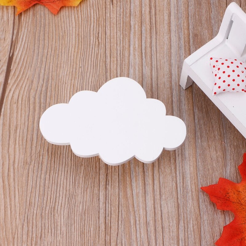 Colgador de ropa de madera con ganchos de nube para decoración de pared, colgante para dormitorio de niños