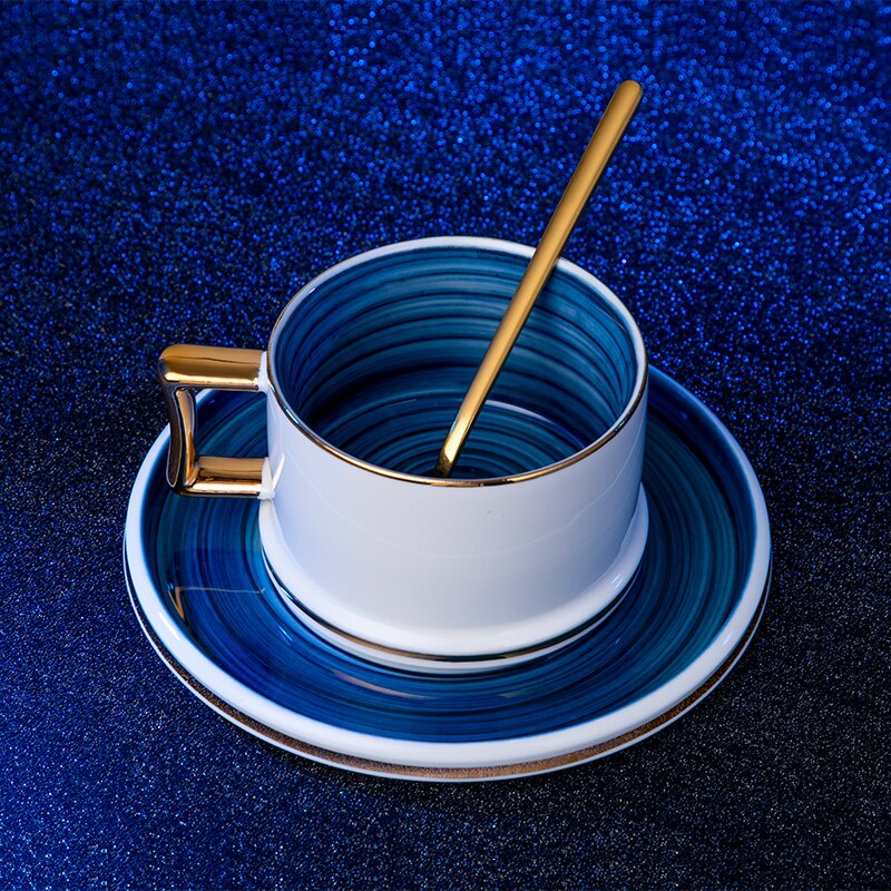Europæisk luksus te kop og underkop sæt keramisk kaffekop hjemme te kopholder makker krus tazas fint benporcelæn middagssæt  ac50bd