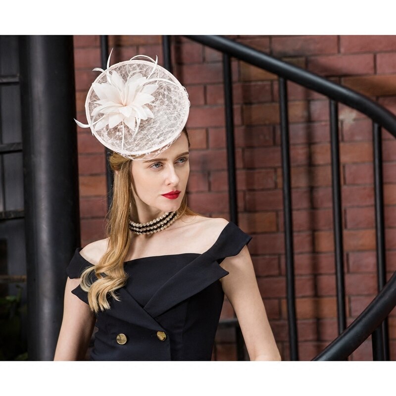 Fascinators Vrouwen Wedding Hoed Jurk Derby Roze Cocktail Bunker Hoeden Dames Linnen Mode Kerk Fedora Cap Sinamay Hoed B-8222