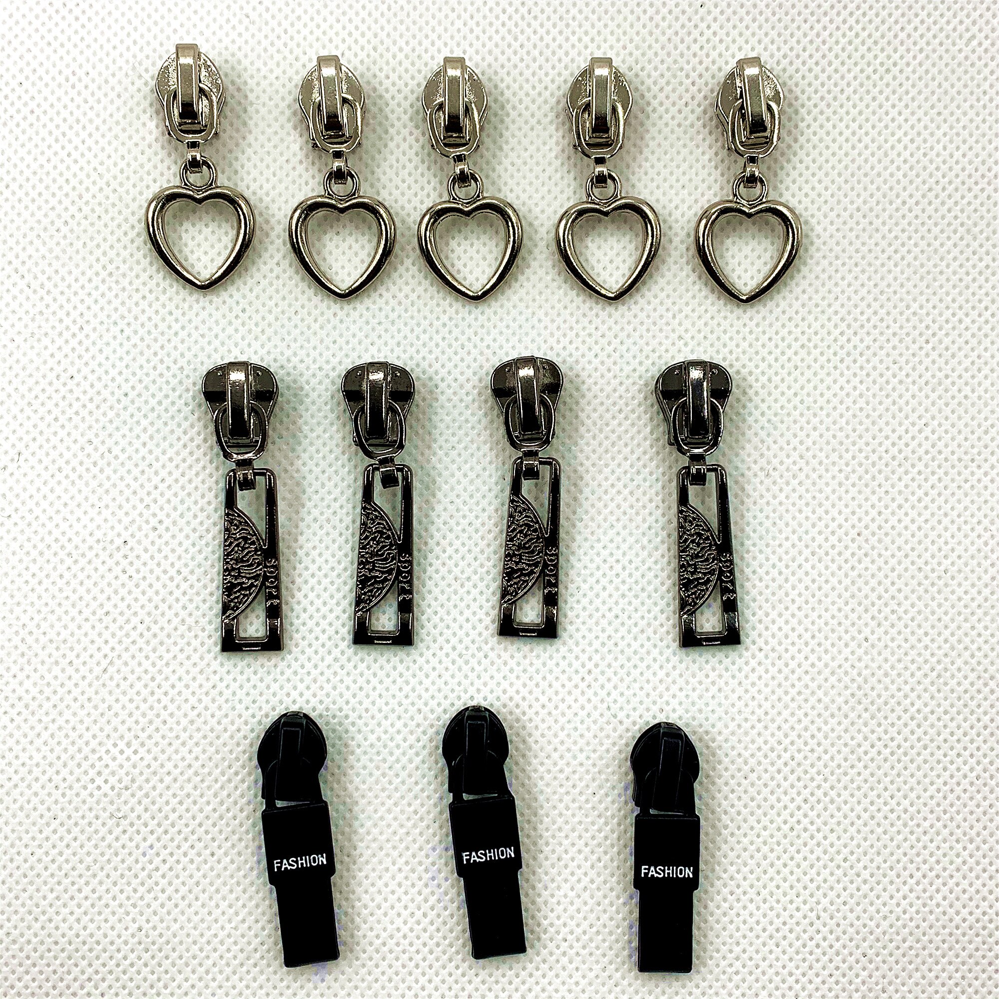 6 pieces of 5# sliders, with zipper to replace the sliding teeth of the zipper, rescue the newly zipper sewing clothes