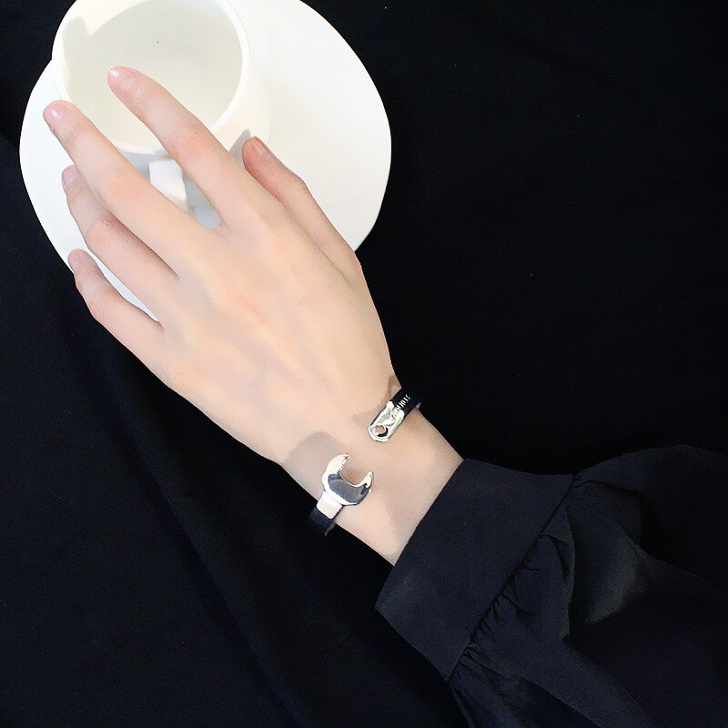 Pulsera con llave de acero inoxidable 316L para hombre y mujer, pulsera de Metal, tamaño ajustable, 20g