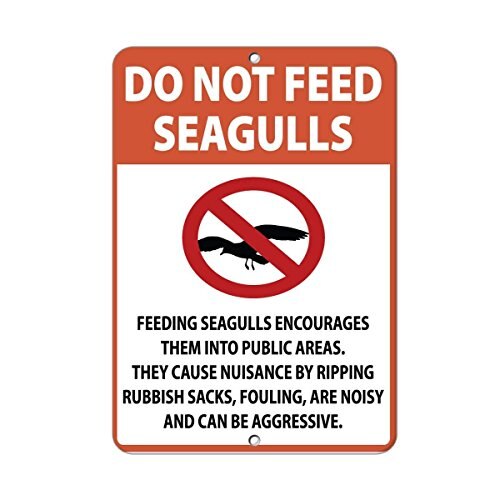 Metal Road Sign Please Do Not Feed Wildlife Keep Clean & Healthy Wall Decor Retro Tin Sign Aluminum for Wall Decor: GFF142