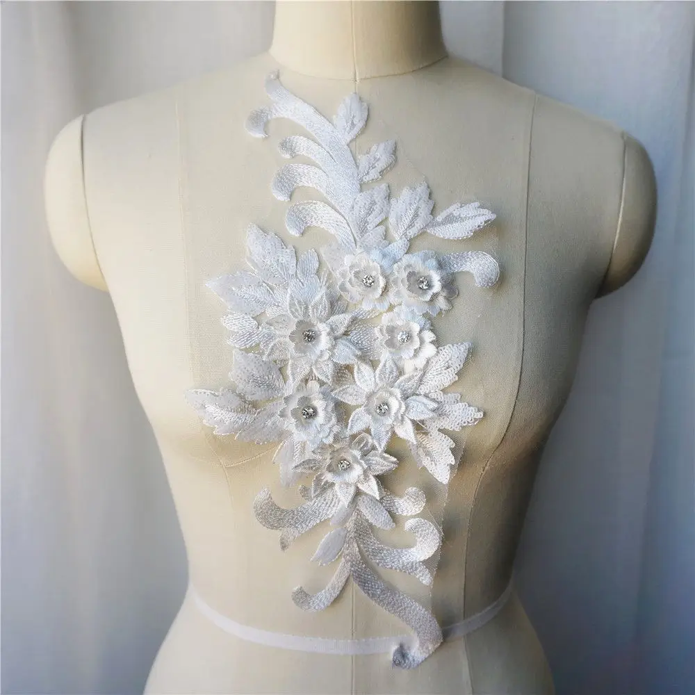 Goud Zilver Blauw Rood Kant Stof Pailletten 3d Bloemen Strass Trouwjurk Appliques Borduurwerk Naai Patch Voor Jurk Diy Decor: WIT