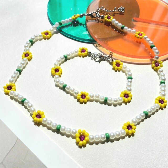 Dvacaman Korean Trendy Colorful Little Daisy Flower Beaded Necklace for Women Boho Acrylic Bead Clavicle Necklace Choker Jewelry: set5