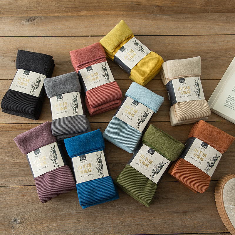 Calcetines térmicos gruesos de felpa para hombre y mujer, medias de terciopelo de Color sólido, para la nieve, para Otoño e Invierno