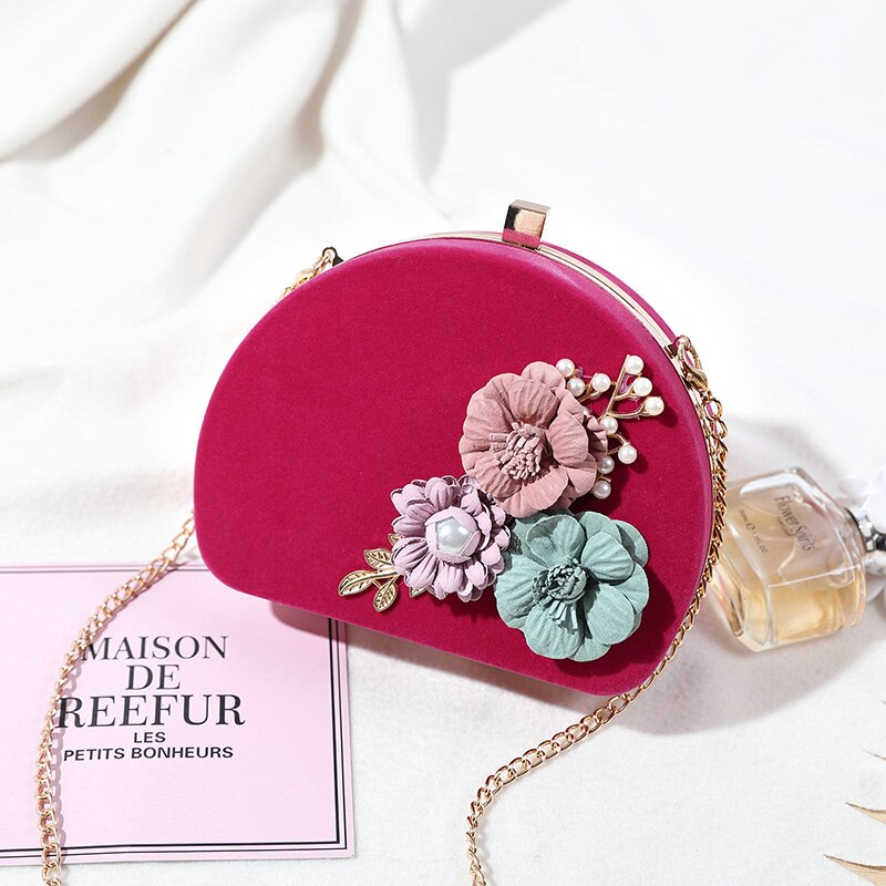 LYKANEFU Vintage Women Evening Bags 3D Flower Frame Day Clutches Chain Shoulder Hand Bags For Party Wedding Purse for Phone: Rose Red