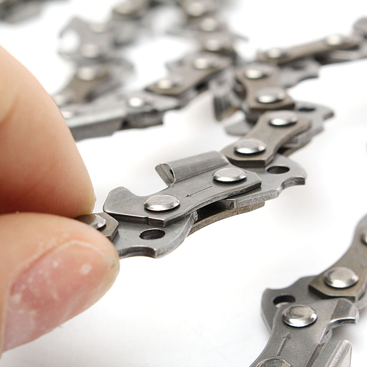 20inch Link Chainsaw saw Chain Blade Wood Cutting Chainsaw Parts Chainsaw Saw Mill Chain for Pitch .050 Gauge 70DL