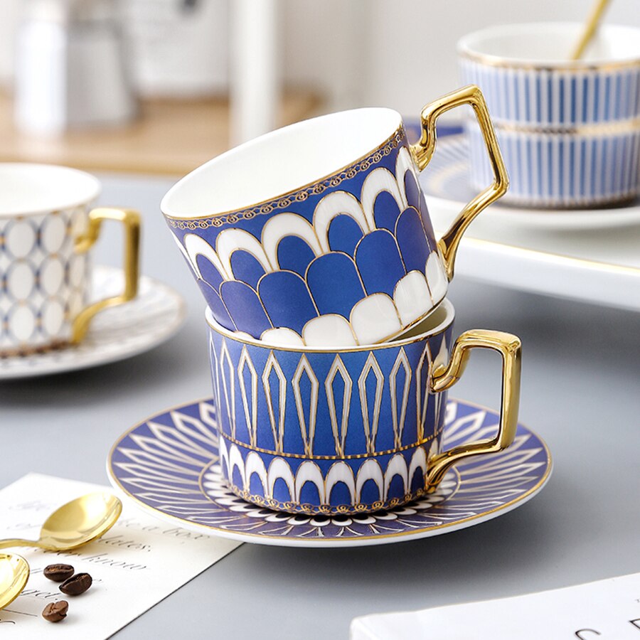 Kerst Thee Cup Set Hoge Europese Koffie Kopje Thee Set Keramische Espresso Cups Herbruikbare Kubek Thee Glazen Servies Thuis LZI015