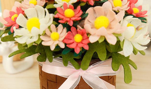 Mooie bloempot vilten bloemendecoratie gratis knip-doe-het-zelf materiaalpakket handgemaakte stoffen bloemen voor en huisdecoratie