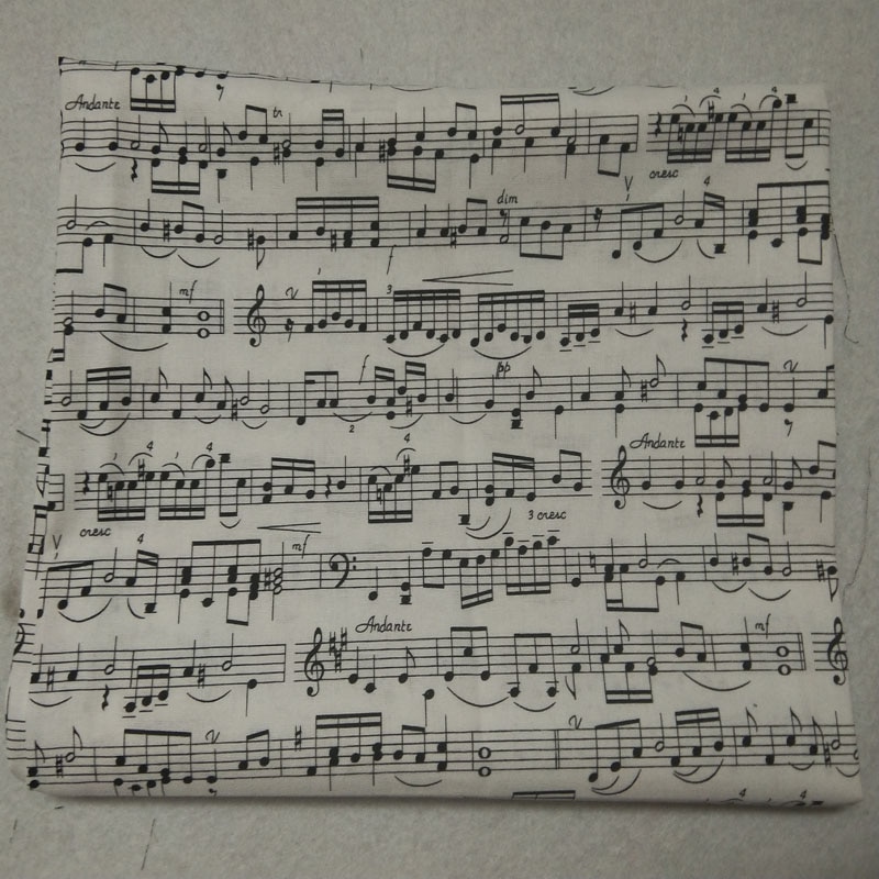 4 pièces 24x25cm joli noir blanc Note de musique noir gris plume imprimé coton tissu Bundle bricolage couture Patchwork poupée tissu décor