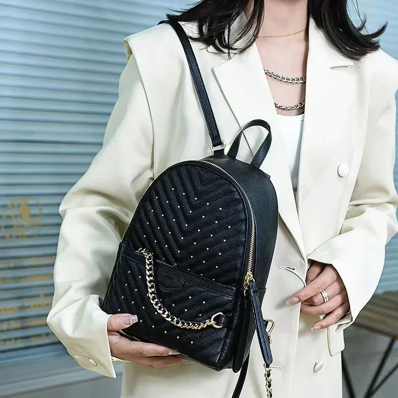 Mochila para mujer y niña, bolso de hombro pequeño para viaje y escuela, mochila de cuero PU: Beige