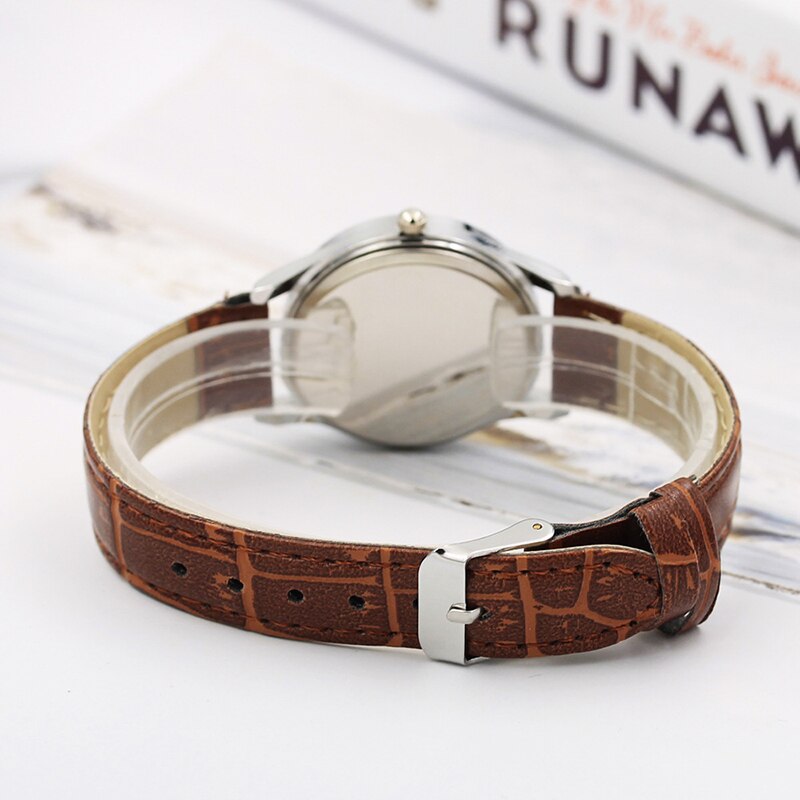 Neue Blaue Zeiger Liebhaber Uhren Luxus Hochglanz Glas retro Römischen Ziffern Paar Uhr Männer Frauen Leder Armbanduhr reloj