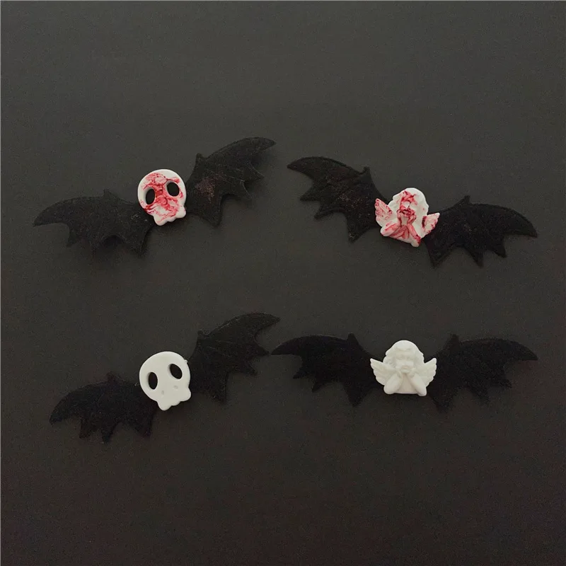 4 st halloween svarta fladdermushårspännen  y2k gotiska dödskallehårspännen punk fladdermus djävulsvinge bobby pin flickor harajuku mörk lolita huvudbonad: Rosa