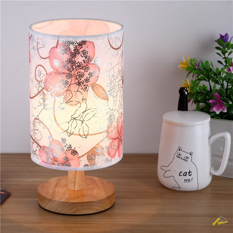 Nordic Wood LED Table Light Bedroom Bedside Table Lamp Reading Desk Lamp Living Room Learning Desk Light Indoor Decor Luminaire