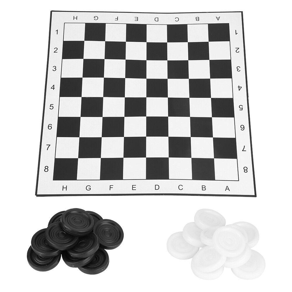 Portable Plastic International Chess Game Set Medieval Chess Black And Whites Educational Game For Age 6 And Ups: 02