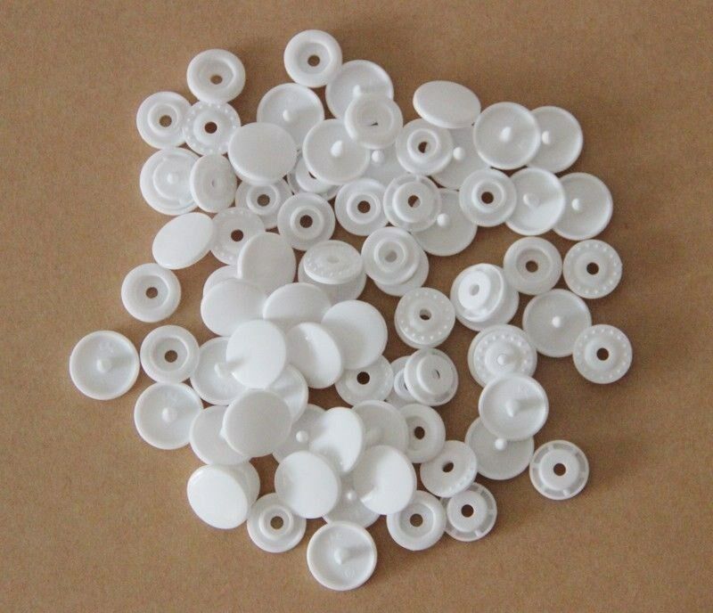 100 sets T3 Round Plastic Snap Buttons Clothes DIY Sewing Accessories Press Button: White