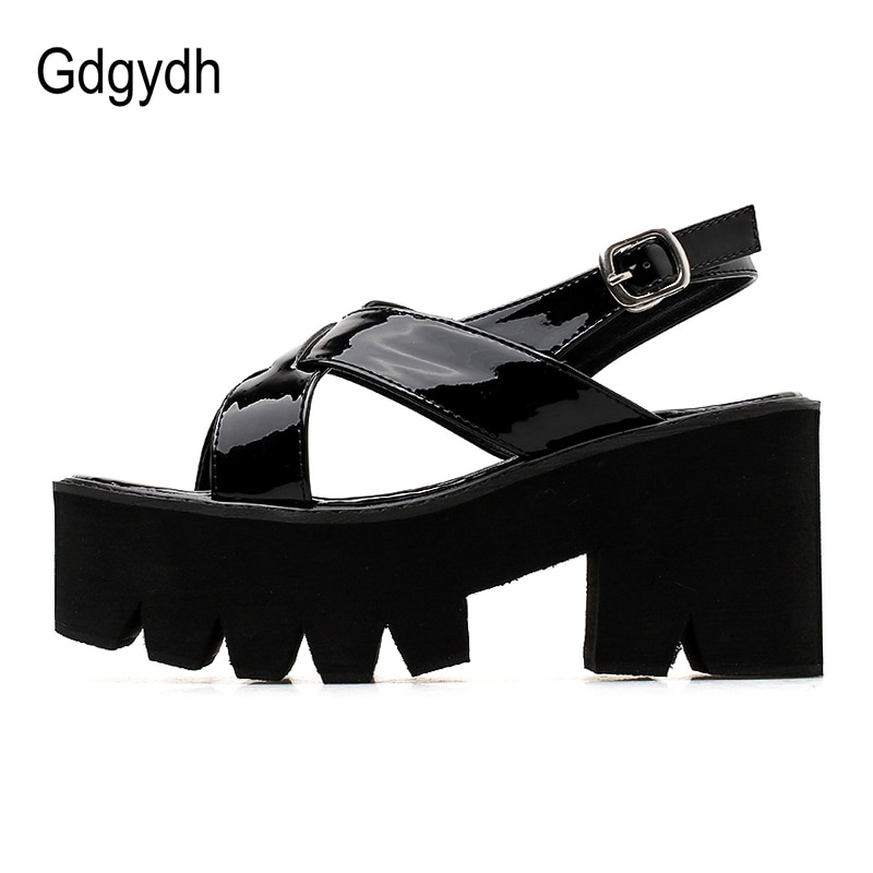 Gdgydh Lakleder Vrouwen Platform Sandalen Blok Hak Zwarte Zomer Schoenen Gothic Punk Schoenen Vrouw Terug Riem