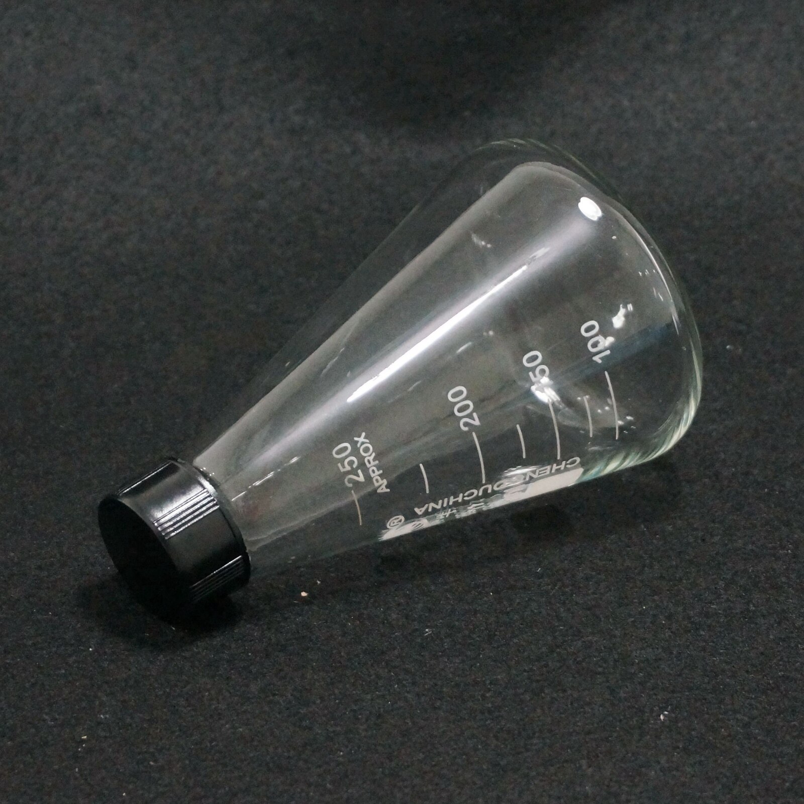 250ml Borosilicate Glass Conical Erlenmeyer Flask with Cover For Chemistry Laboratory