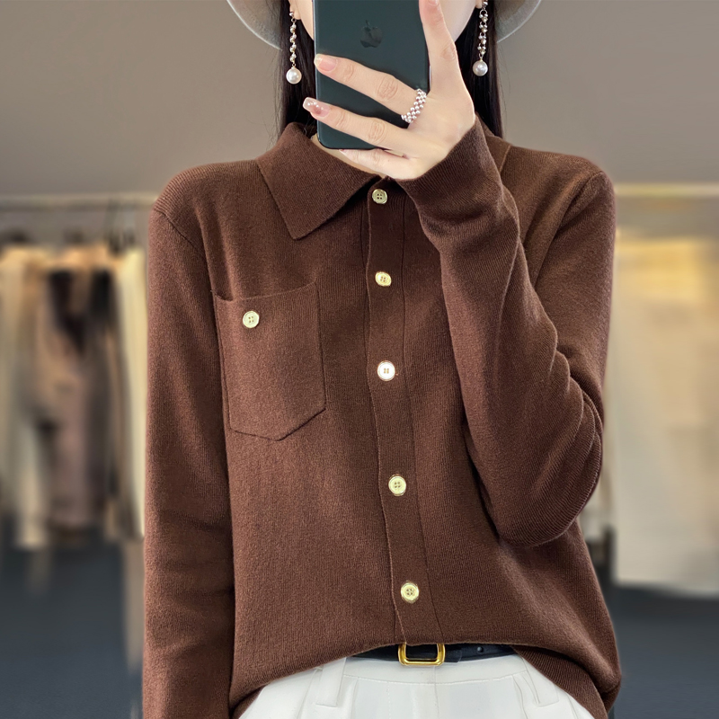 Cardigan feminino com bolso primavera e verão nova camisa de lapela fina imitação de lã camisola alta rua casaco superior mangas compridas