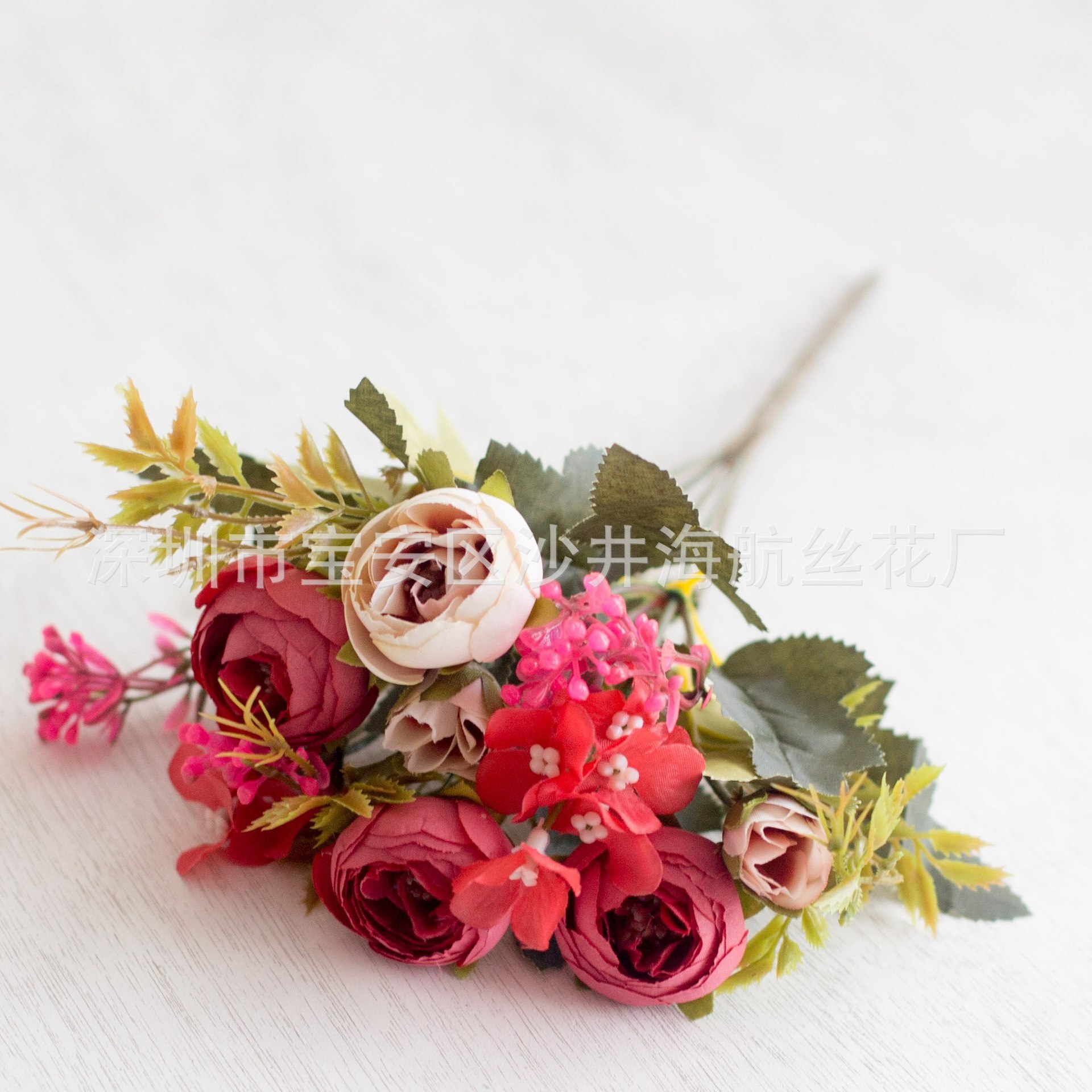 Hipster 5 têtes diamant thé bourgeon artificiel bouton de rose mariage décoratif fleur ameublement maison fleur européenne: Rouge