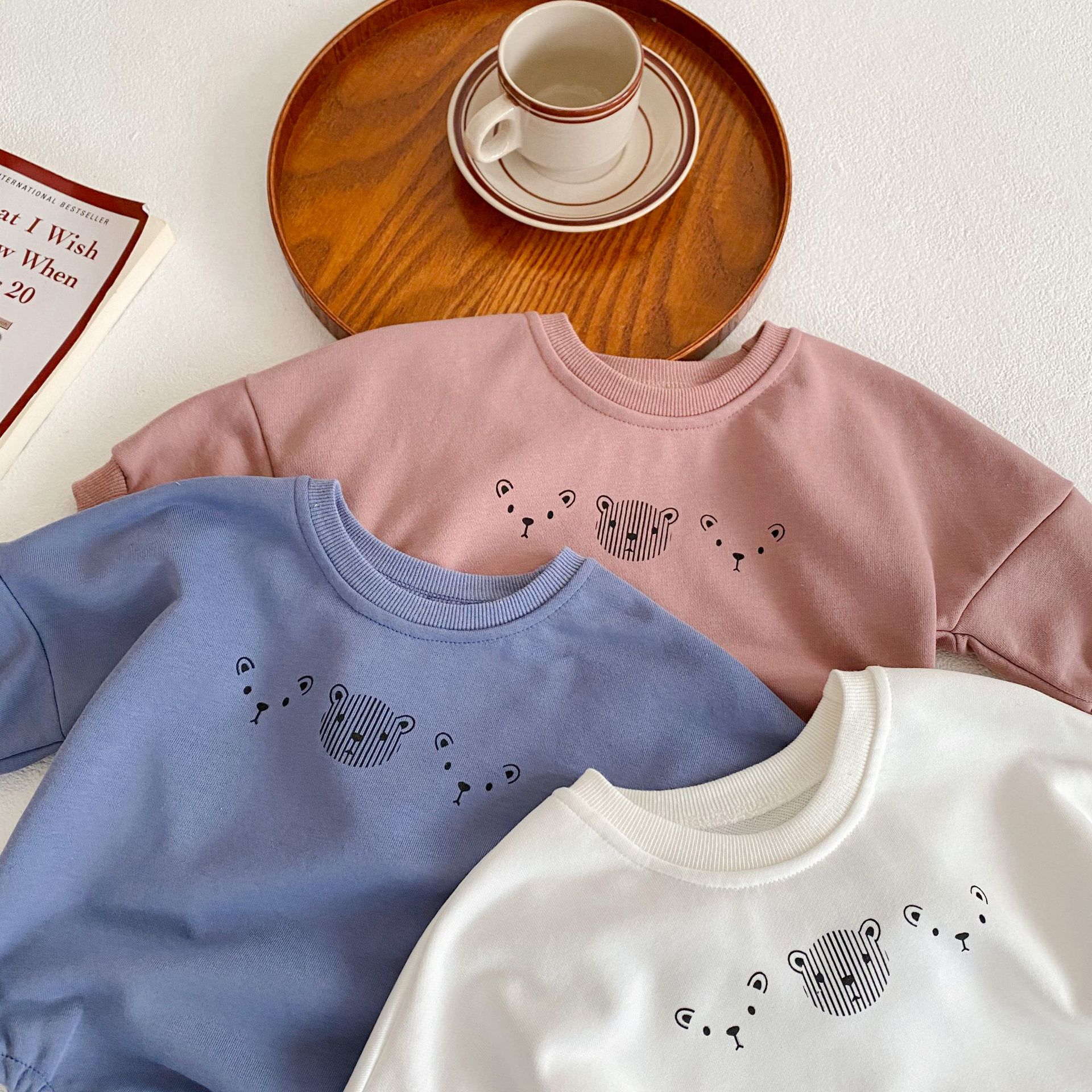 Body de manga larga para niña y bebé, ropa de algodón con estampado de oso a la , mono Infantil de 0 a 24 meses, novedad de Primavera de 2022