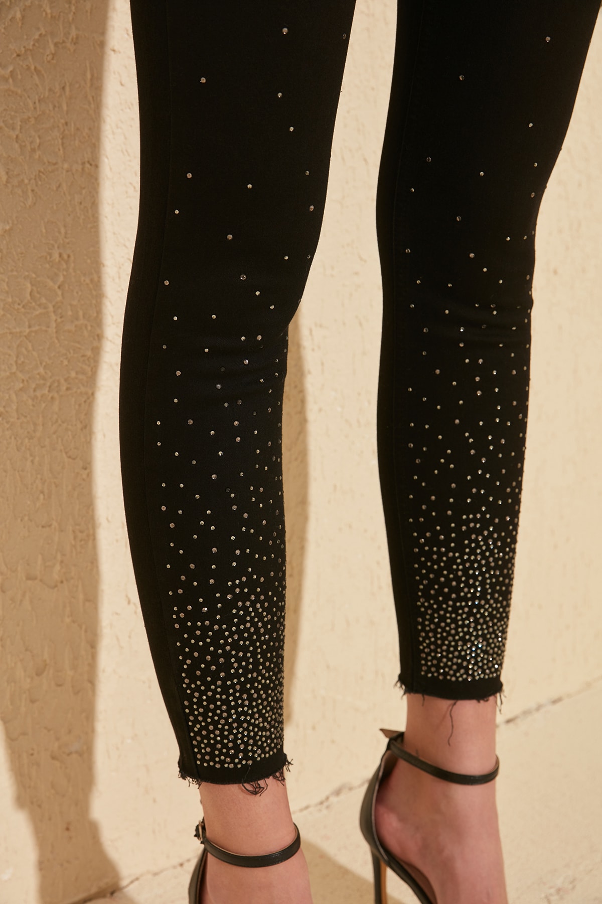 Trendyol Pettitoes Stone Detail High Waist Skinny Jeans TWOSS20JE0091