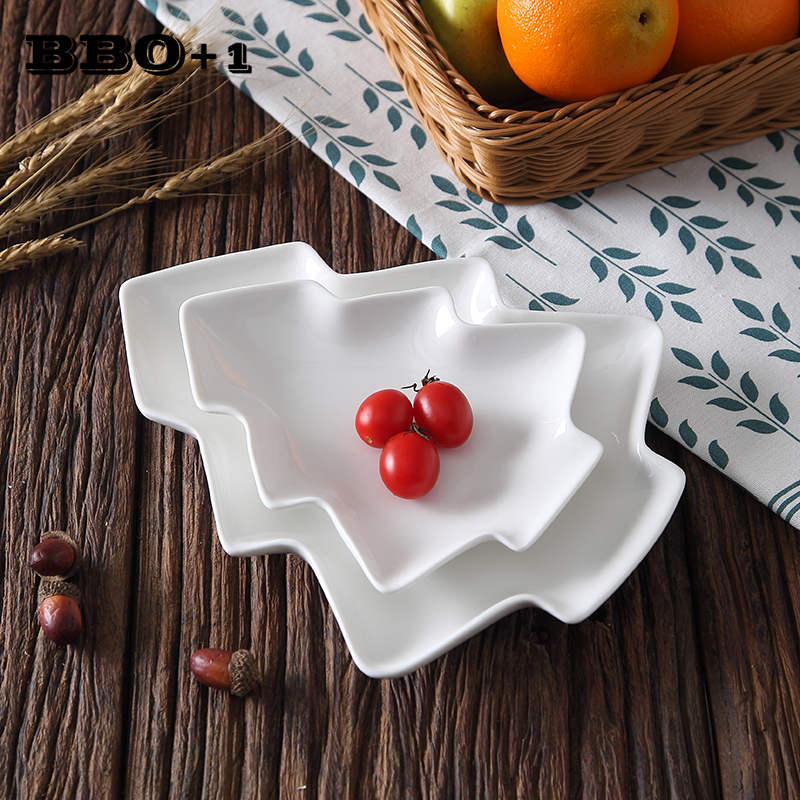 1pcs Christmas Tree Ceramic Plate Porcelain Dinner sets Bone China Dinnerware sets Restaurant Dish Japanese Fruit Serving Tray