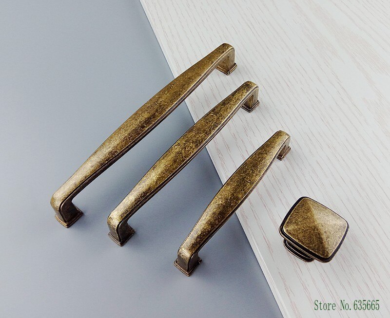 Tiradores Vintage de bronce amarillo para muebles de cocina, pomos de puerta corredera para cajón, armario, tocador, tirador de empuje
